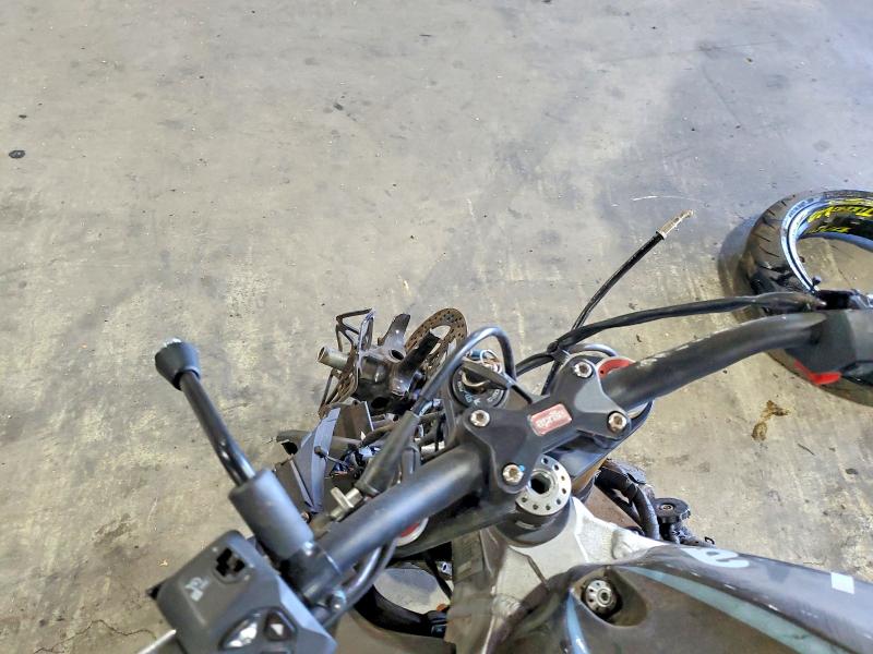 Продаж на аукціоні авто 2024 Aprilia Tuono V4, vin: ZD4KZUA00RS000929, номер лоту: 98935295