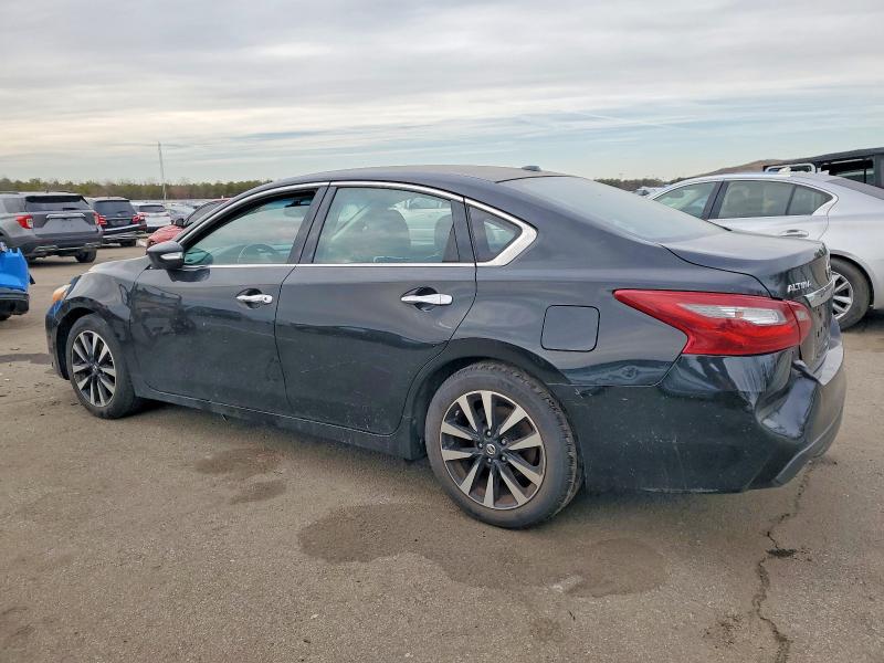73967505 :رقم المزاد ، 1N4AL3AP0JC198836 vin ، 2018 Nissan Altima مزاد بيع