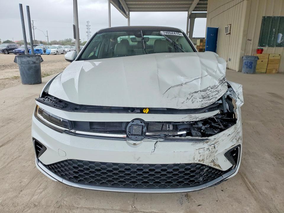 Продаж на аукціоні авто 2025 Volkswagen Jetta, vin: 3VW7X7BU7SM080106, номер лоту: 74052415