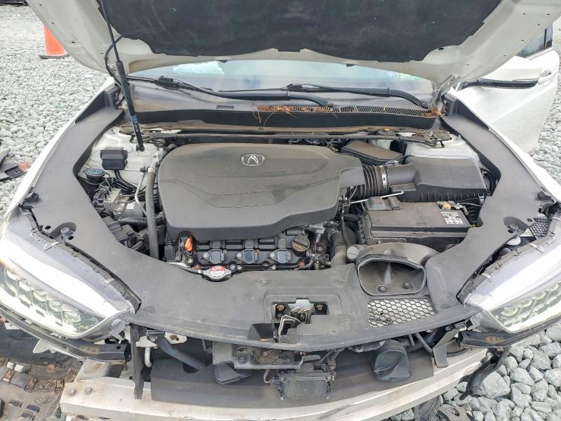 Продажа на аукционе авто 2018 Acura Tlx, vin: 19UUB3F3XJA002740, номер лота: 72454125