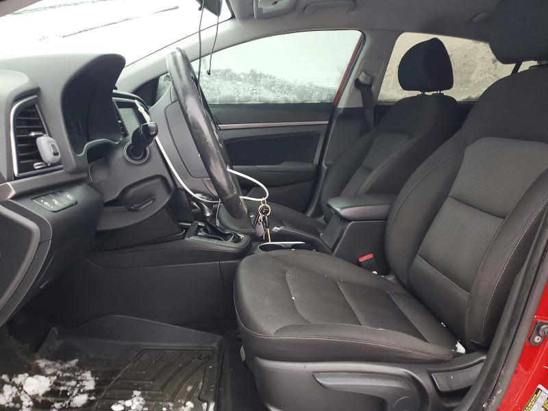 99627185 :رقم المزاد ، KMHD84LF0HU221325 vin ، 2017 Hyundai Elantra Gl 4dr مزاد بيع