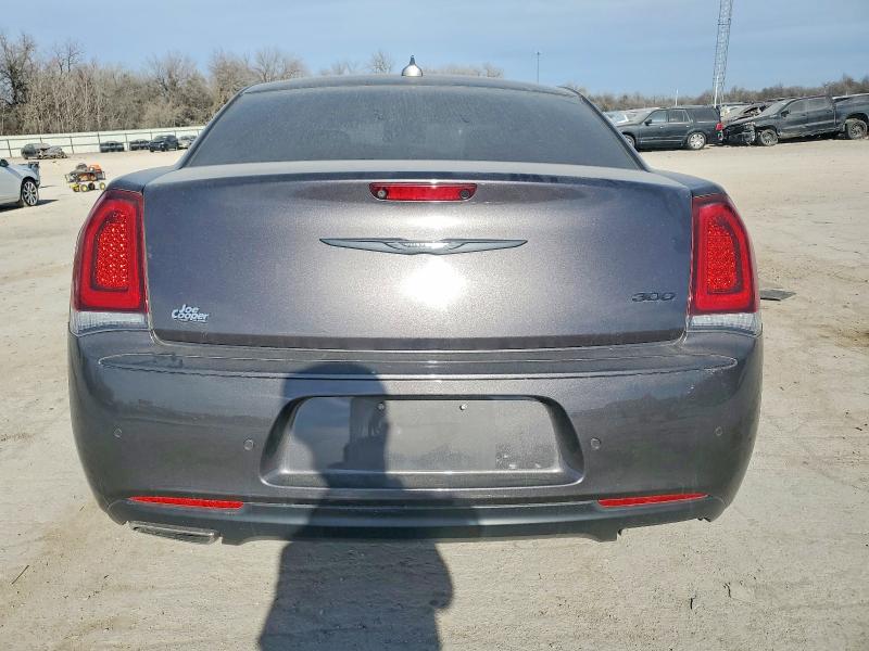 2021 Chrysler 300 Tourin მანქანა იყიდება აუქციონზე, vin: 2C3CCAAG4MH680125, აუქციონის ნომერი: 99543435