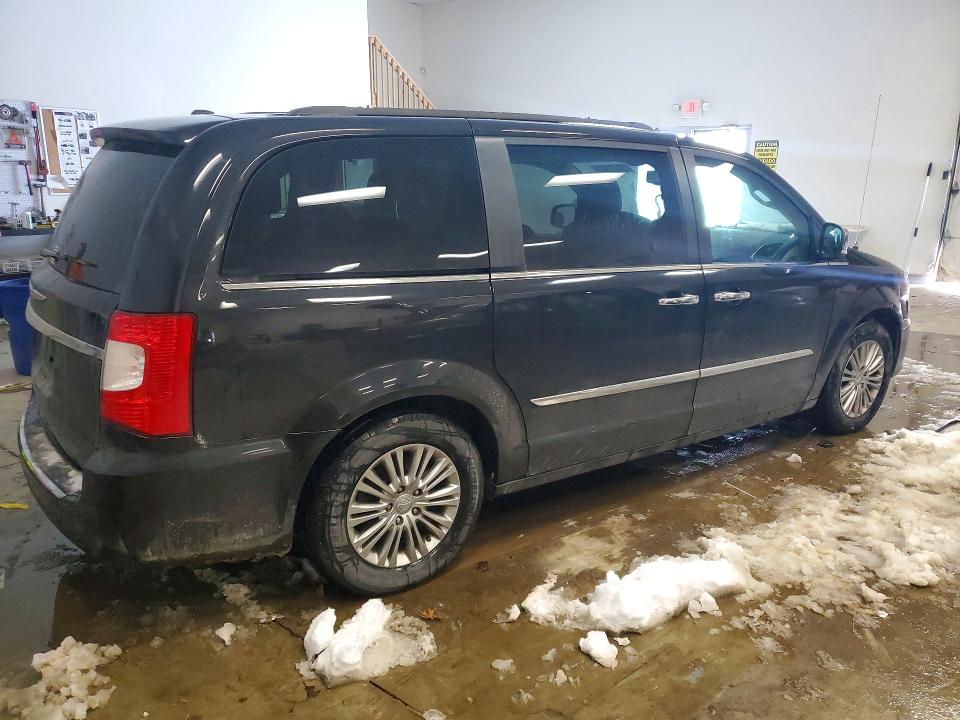 2016 Chrysler Town & Country მანქანა იყიდება აუქციონზე, vin: 2C4RC1CG0GR188547, აუქციონის ნომერი: 74851685