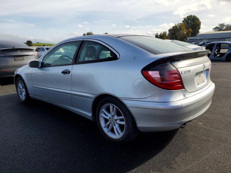 74929525 :رقم المزاد ، WDBRN47JX2A356479 vin ، 2002 Mercedes-benz C مزاد بيع