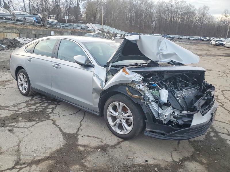 2025 Honda Accord მანქანა იყიდება აუქციონზე, vin: 1HGCY1F29SA004552, აუქციონის ნომერი: 72763715