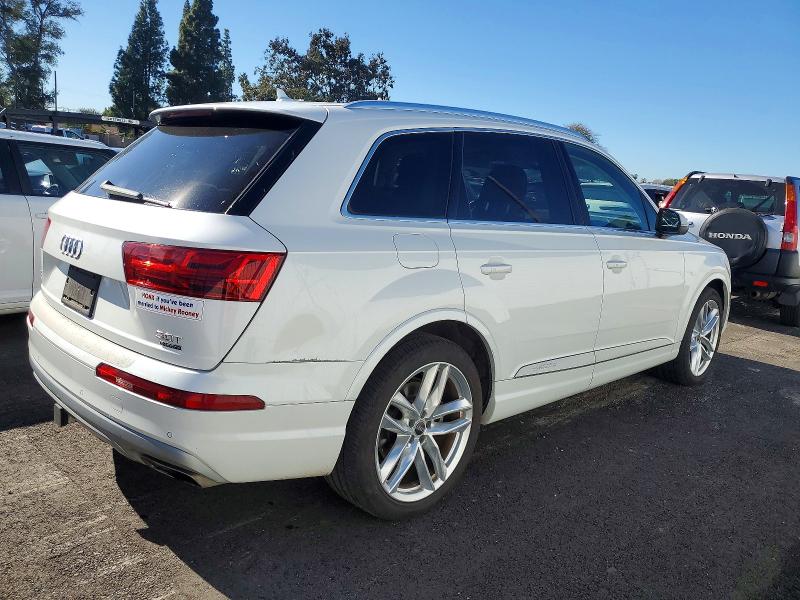 2017 Audi Q7 მანქანა იყიდება აუქციონზე, vin: WA1VABF76HD025406, აუქციონის ნომერი: 73044085