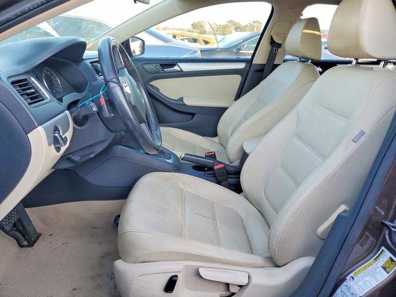 74762665 :رقم المزاد ، 3VWD07AJ9EM379664 vin ، 2014 Volkswagen Jetta مزاد بيع