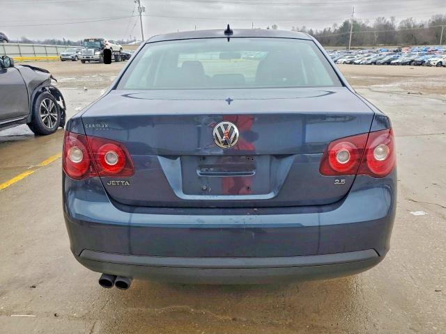 Auction sale of the 2010 Volkswagen Jetta, vin: 3VWRZ7AJ8AM013717, lot number: 99613855