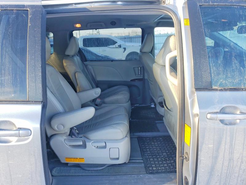 Aukcja sprzedaży 2011 Toyota Sienna, vin: 5TDYK3DC2BS077049, numer aukcji: 72755965