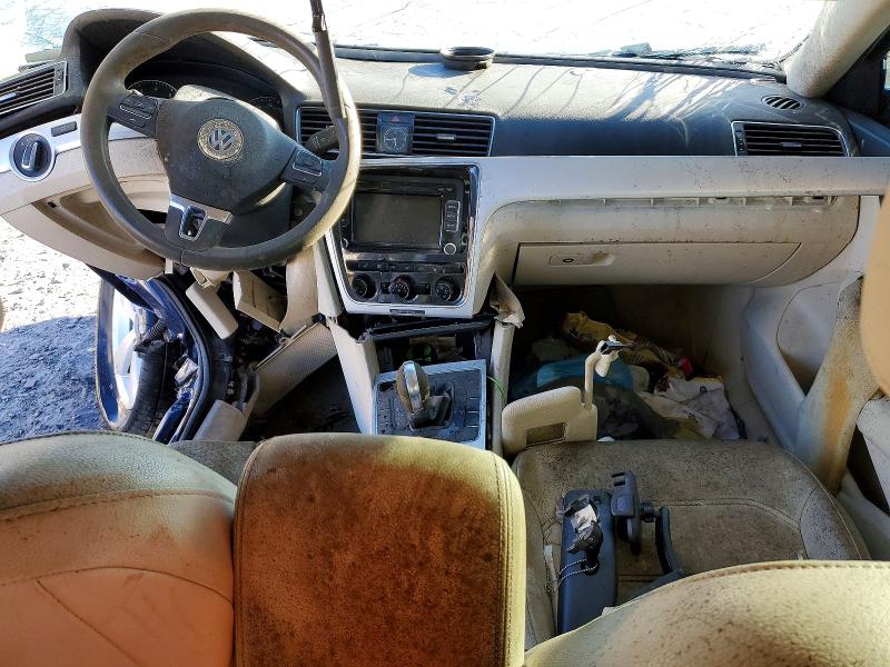 2013 Volkswagen Passat მანქანა იყიდება აუქციონზე, vin: 1VWBP7A32DC123550, აუქციონის ნომერი: 98661595
