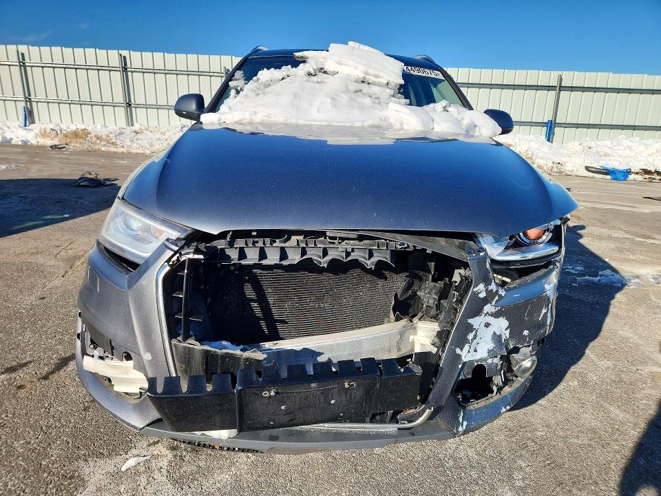 2015 Audi Q3 მანქანა იყიდება აუქციონზე, vin: WA1EFCFS7FR005421, აუქციონის ნომერი: 74490675