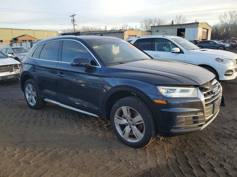 72527595 :رقم المزاد ، WA1BNAFY2J2041811 vin ، 2018 Audi Q5 مزاد بيع