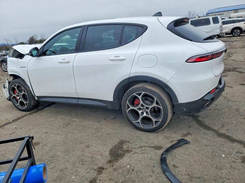 2024 Alfa Romeo Tonale მანქანა იყიდება აუქციონზე, vin: ZASPATDW3R3045722, აუქციონის ნომერი: 72435465