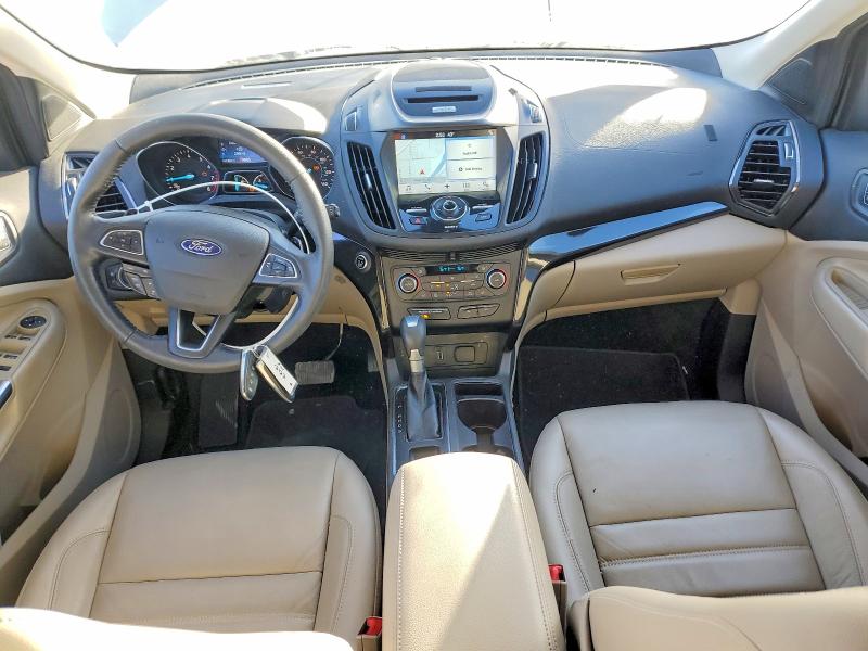 Продажа на аукционе авто 2017 Ford Escape, vin: 1FMCU0JD5HUA32199, номер лота: 98689215