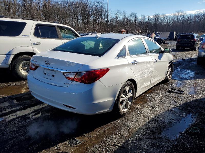 97232825 :رقم المزاد ، 5NPEC4AC1DH694686 vin ، 2013 Hyundai Sonata Se مزاد بيع