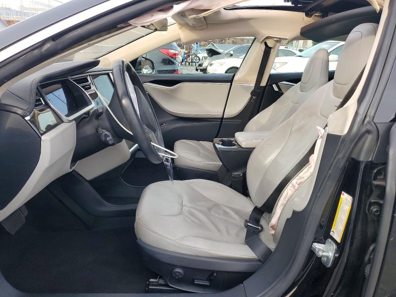 Продажа на аукционе авто 2014 Tesla Model S, vin: 5YJSA1H1XEFP33318, номер лота: 75109295