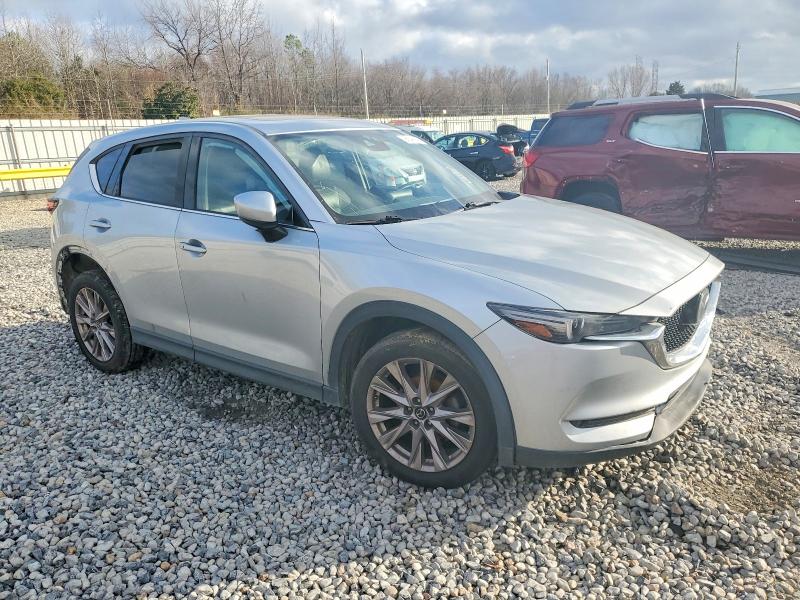 Продаж на аукціоні авто 2019 Mazda Cx-5, vin: JM3KFADM0K0550206, номер лоту: 98641545