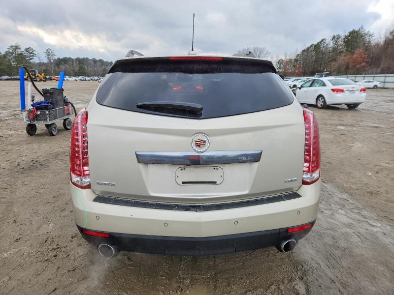 74020345 :رقم المزاد ، 3GYFNCE30GS563689 vin ، 2016 Cadillac Srx مزاد بيع