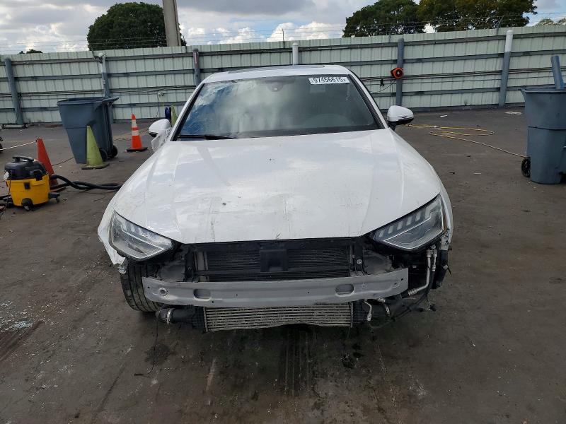 2022 Audi A4 მანქანა იყიდება აუქციონზე, vin: WAUEAAF41NN014869, აუქციონის ნომერი: 97456615