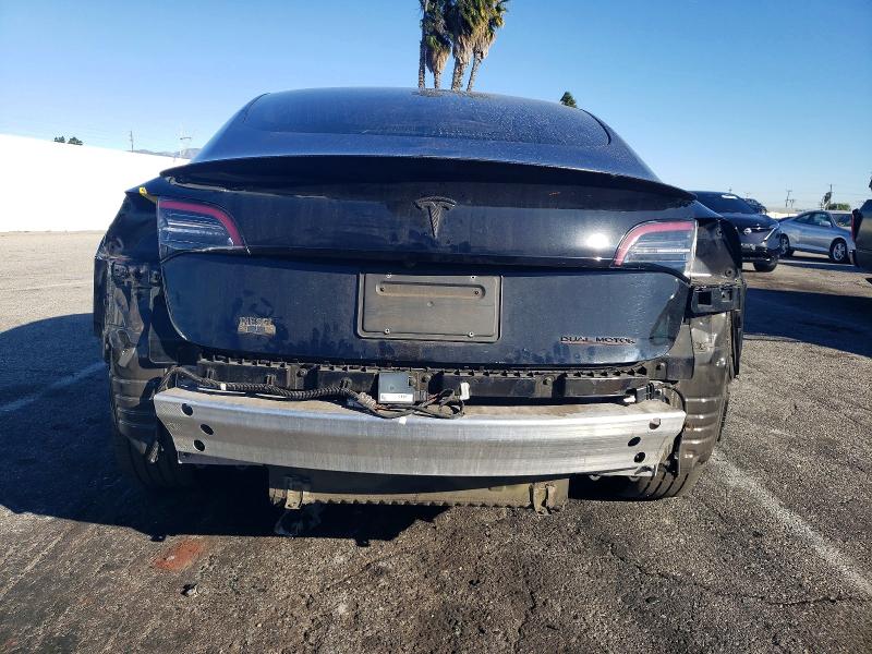 72375195 :رقم المزاد ، 5YJ3E1EB2KF440787 vin ، 2019 Tesla Model 3 مزاد بيع
