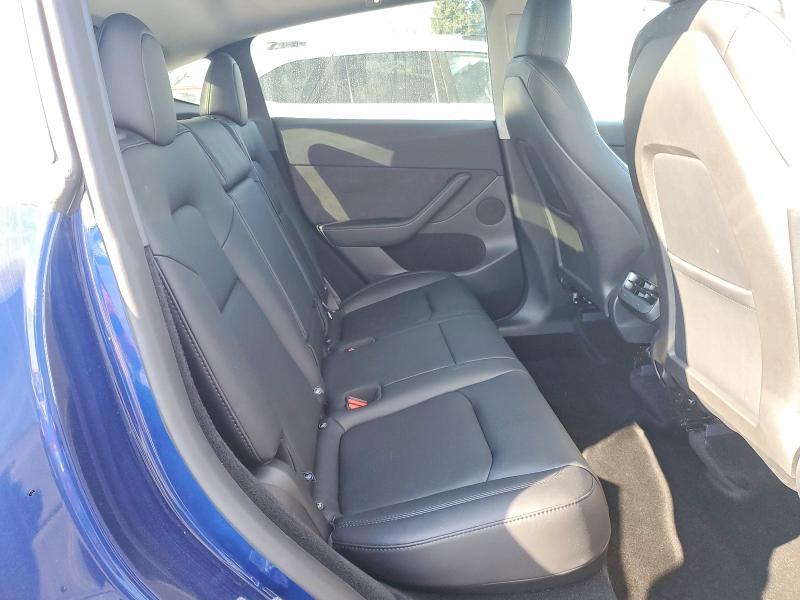 73419195 :رقم المزاد ، 7SAYGDEF8SF232114 vin ، 2025 Tesla Model Y مزاد بيع