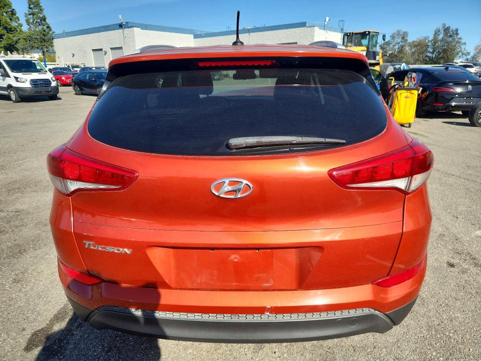 Aukcja sprzedaży 2016 Hyundai Tucson, vin: KM8J33A44GU062918, numer aukcji: 74562905