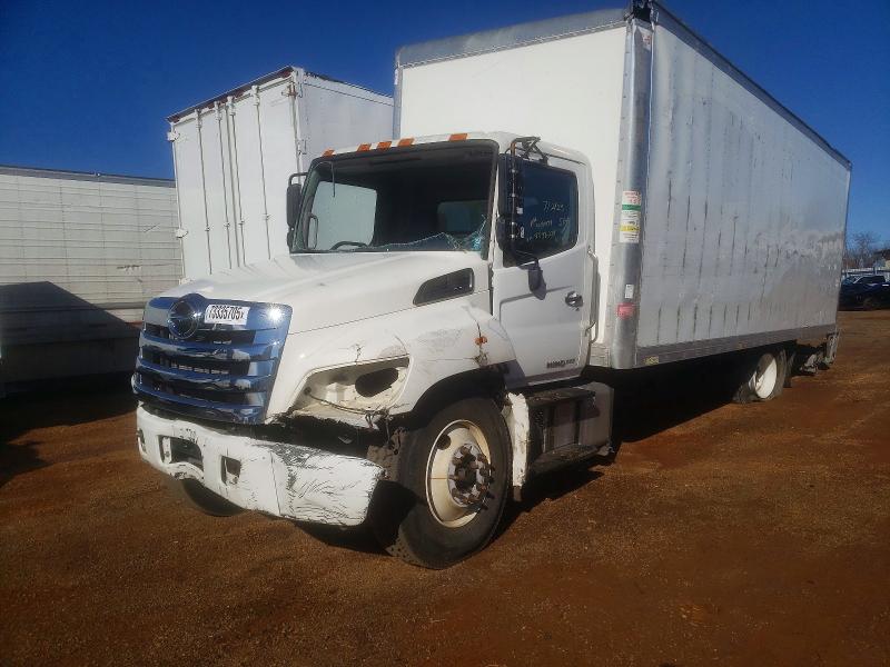 73335705 :رقم المزاد ، 5PVNJ8JV7L4S76233 vin ، 2020 Hino 258/268 مزاد بيع