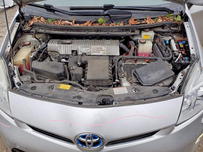 97957115 :رقم المزاد ، JTDKN3DU7F0447040 vin ، 2015 Toyota Prius مزاد بيع