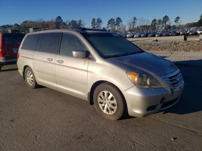 72915785 :رقم المزاد ، 5FNRL3H61AB083028 vin ، 2010 Honda Odyssey مزاد بيع