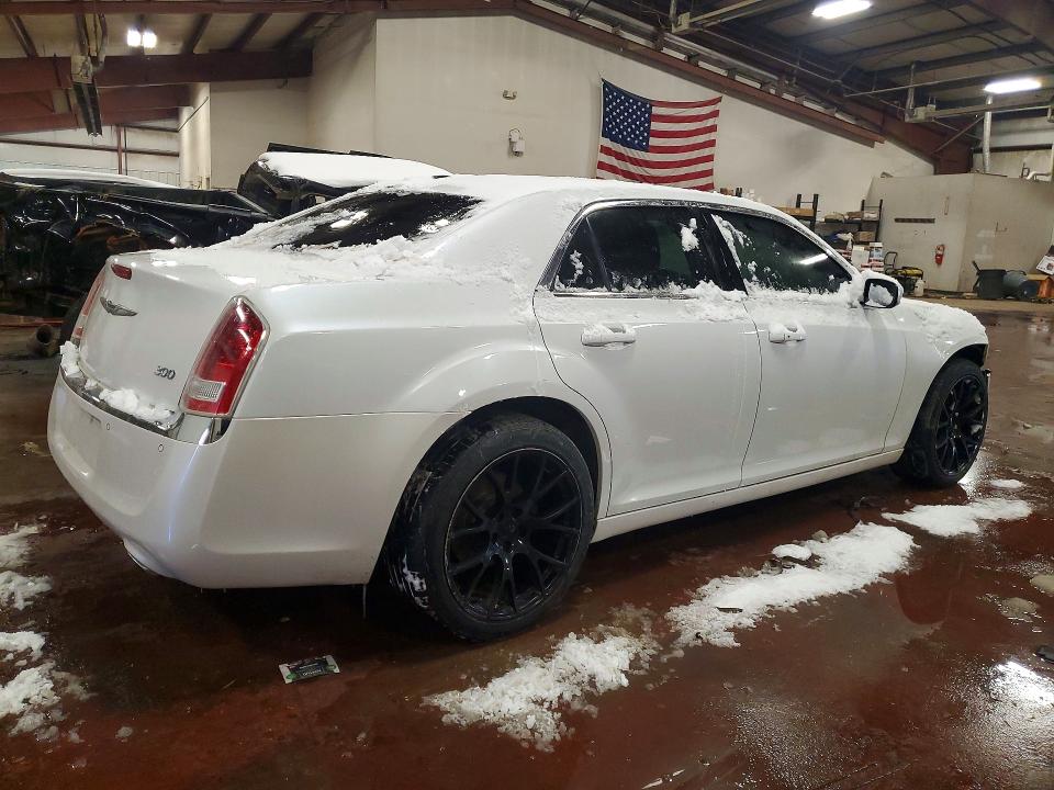 75029235 :رقم المزاد ، 2C3CCARG7EH229275 vin ، 2014 Chrysler 300 مزاد بيع