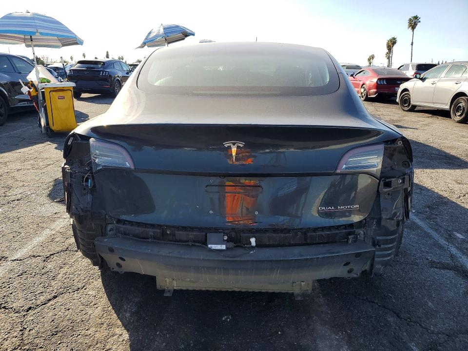 Продаж на аукціоні авто 2018 Tesla Model 3, vin: 5YJ3E1EB3JF070660, номер лоту: 75500105
