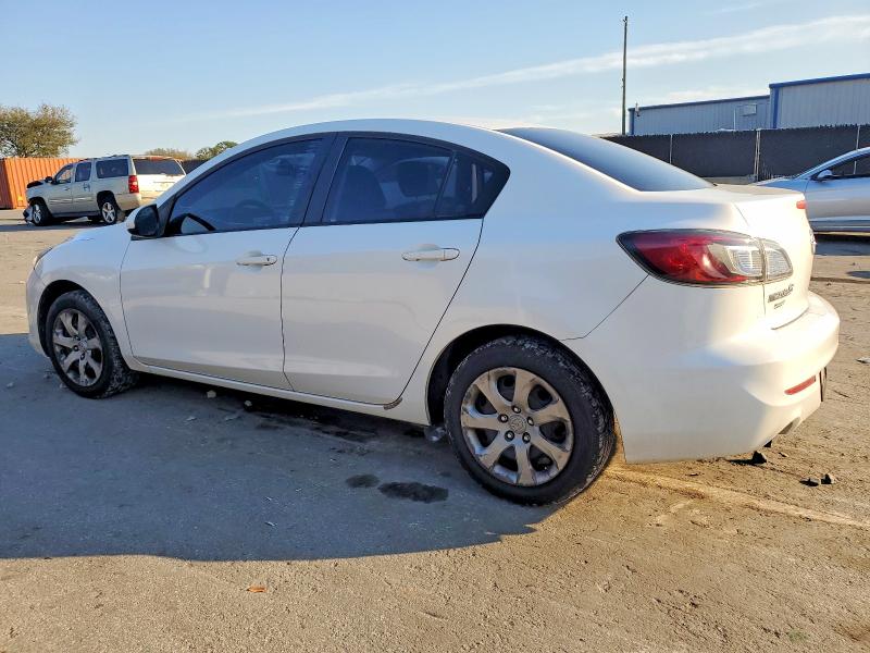 98750055 :رقم المزاد ، JM1BL1U70D1781826 vin ، 2013 Mazda 3 مزاد بيع