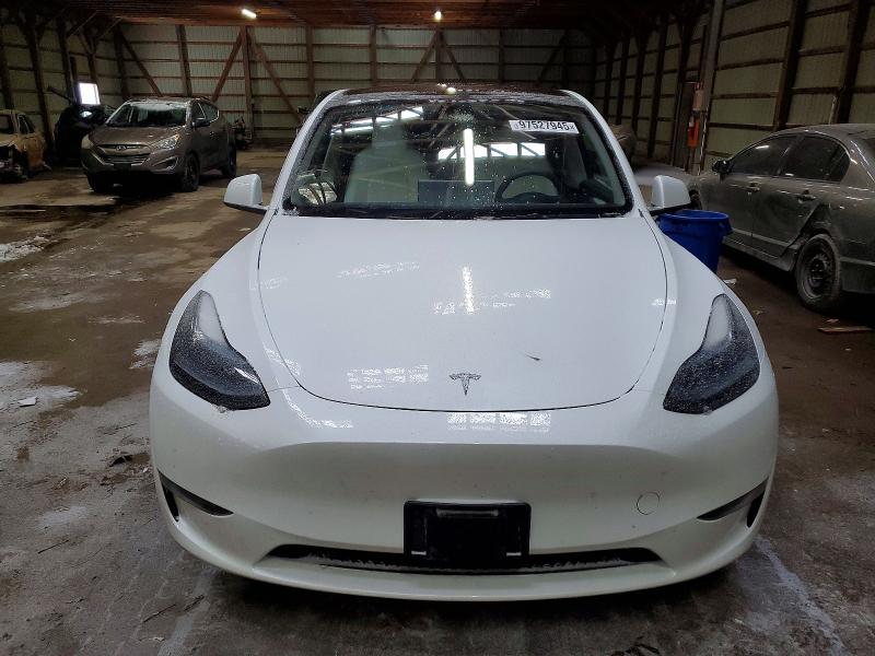 97527945 :رقم المزاد ، LRWYGDEE0RC670036 vin ، 2024 Tesla Model Y مزاد بيع