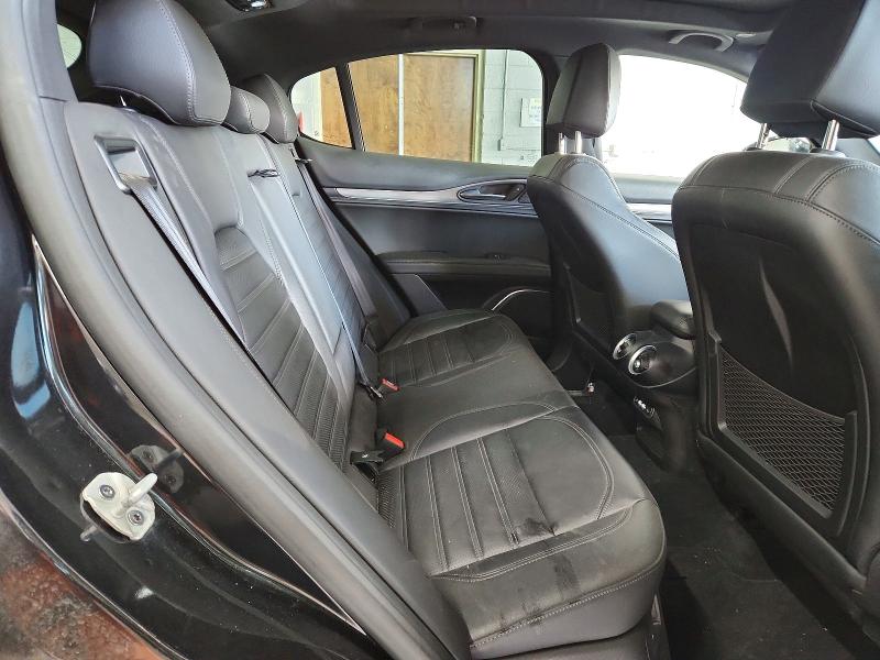 Продажа на аукционе авто 2023 Alfa Romeo Stelvio, vin: ZASPAKBN9P7D51045, номер лота: 73296795