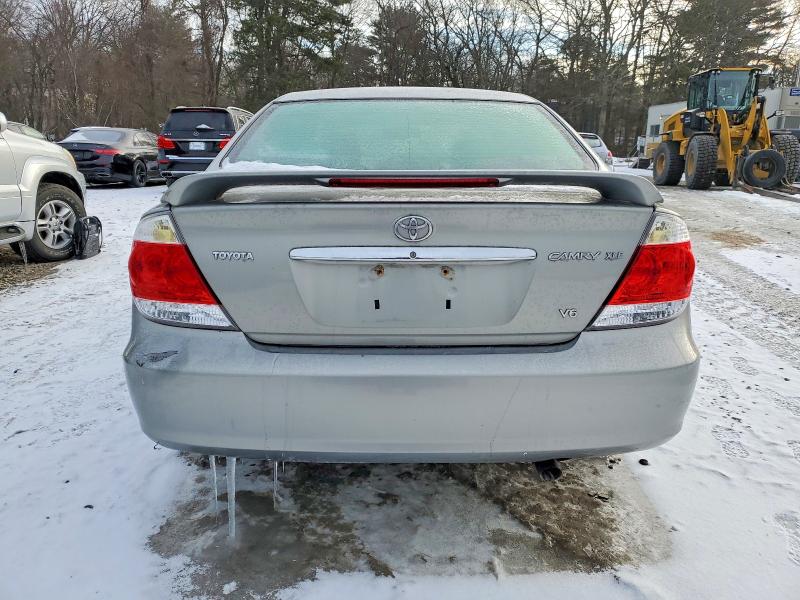 98373485 :رقم المزاد ، 4T1BF30K76U627432 vin ، 2006 Toyota Camry مزاد بيع