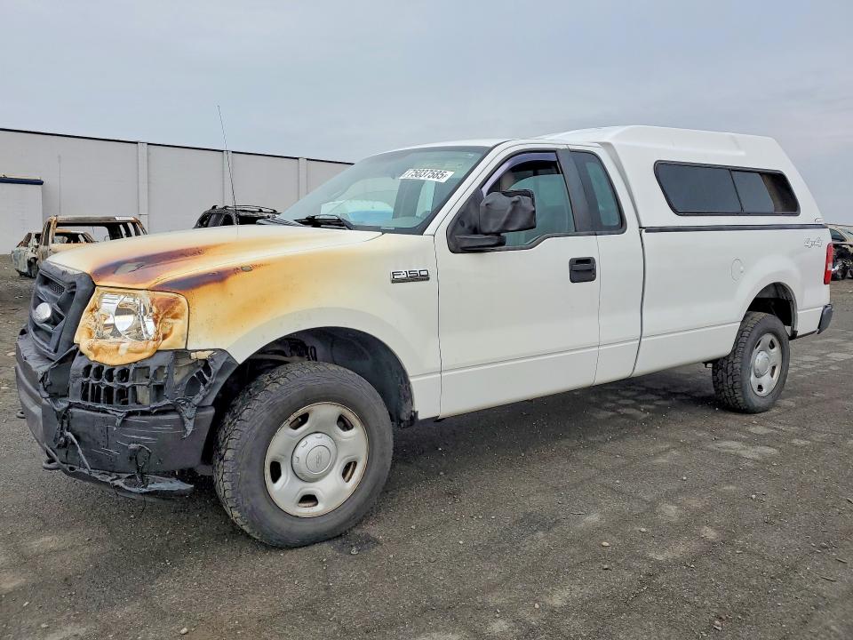 75037585 :رقم المزاد ، 1FTRF14W78KC74032 vin ، 2008 Ford F150 مزاد بيع