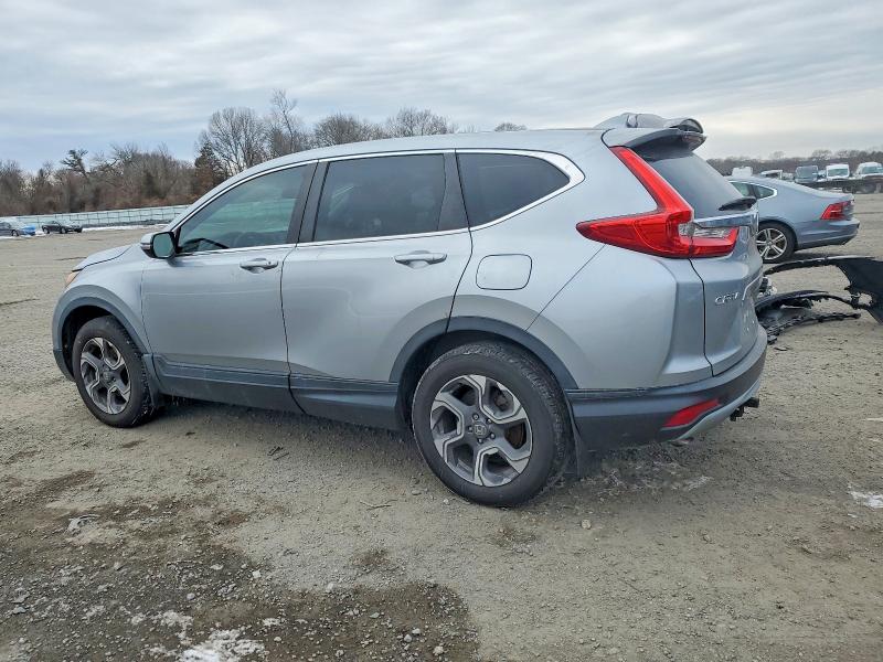99191925 :رقم المزاد ، 7FARW2H57JE094175 vin ، 2018 Honda Cr-v مزاد بيع