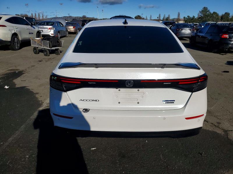 72267715 :رقم المزاد ، 1HGCY2F88RA043363 vin ، 2024 Honda Accord مزاد بيع