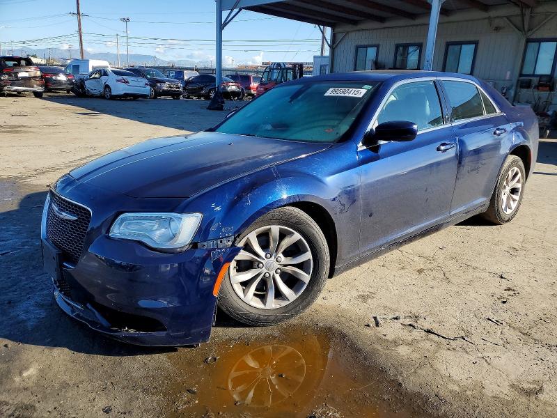 2015 Chrysler 300 მანქანა იყიდება აუქციონზე, vin: 2C3CCAAG2FH931419, აუქციონის ნომერი: 99590415