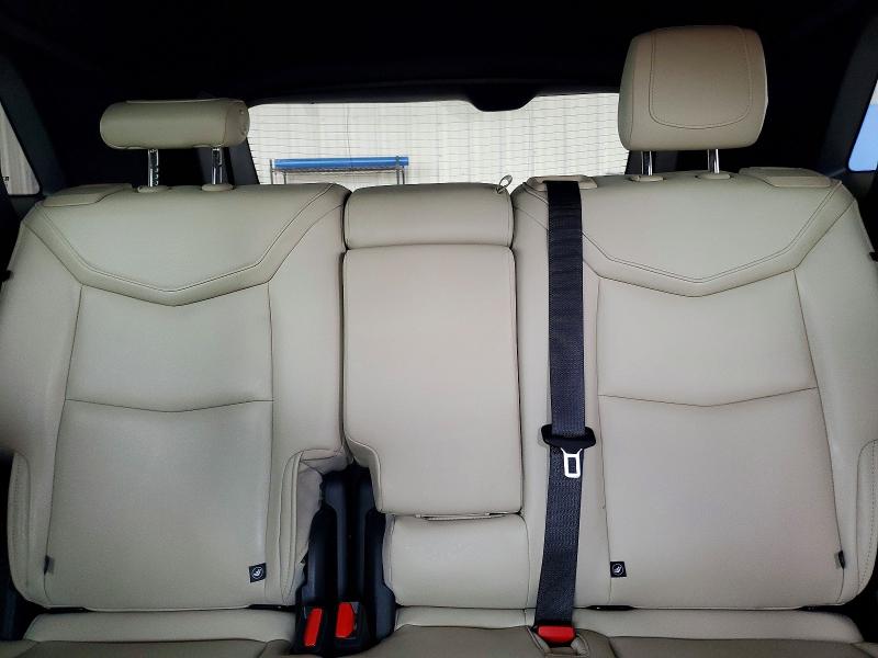 74440065 :رقم المزاد ، 1GYKNARS3KZ243282 vin ، 2019 Cadillac Xt5 مزاد بيع