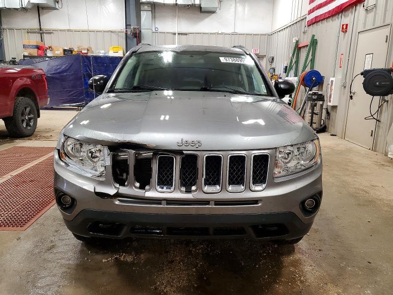 97388995 :رقم المزاد ، 1C4NJDEB7CD603318 vin ، 2012 Jeep Compass مزاد بيع