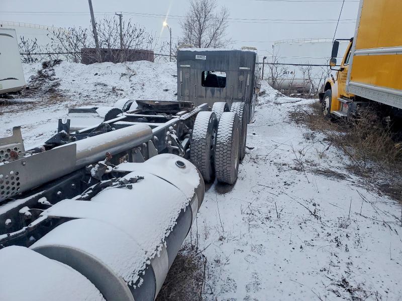 96596335 :رقم المزاد ، 1XKWD49X9JJ992175 vin ، 2018 Kenworth Construction مزاد بيع
