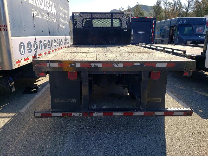 74402165 :رقم المزاد ، 1FVACWDT4GHGY4864 vin ، 2016 Freightliner M2 106 Med مزاد بيع