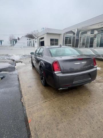 2020 Chrysler 300 S მანქანა იყიდება აუქციონზე, vin: 2C3CCABG5LH158682, აუქციონის ნომერი: 72383465