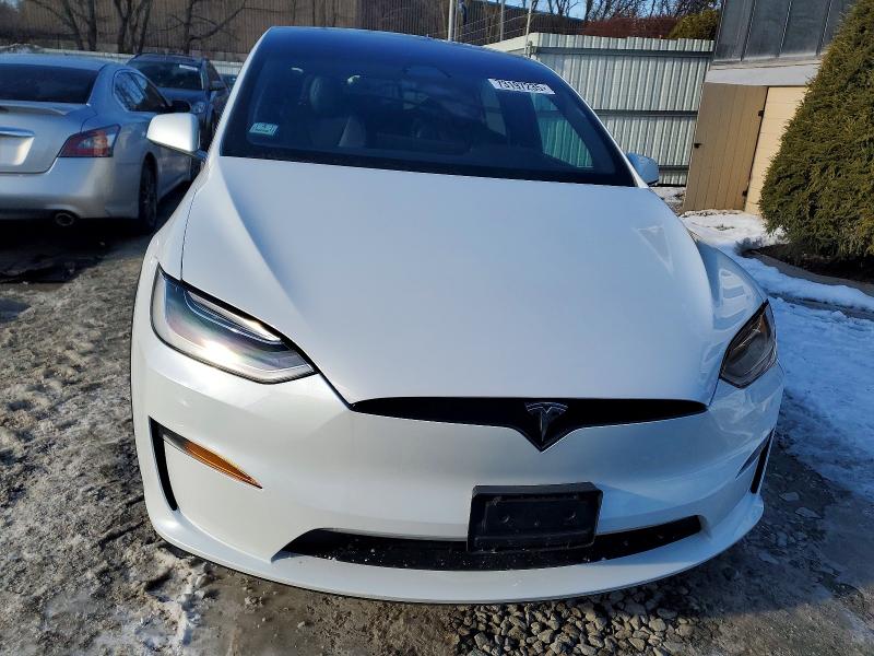 2023 Tesla Model X მანქანა იყიდება აუქციონზე, vin: 7SAXCBE65PF389862, აუქციონის ნომერი: 73197235