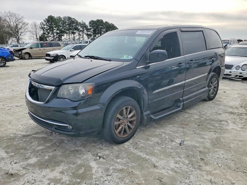 2015 Chrysler Town & Country მანქანა იყიდება აუქციონზე, vin: 2C4RC1HGXFR534725, აუქციონის ნომერი: 75369165