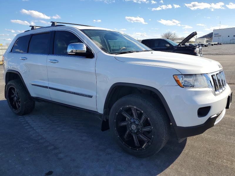 2013 Jeep Grand Cherokee მანქანა იყიდება აუქციონზე, vin: 1C4RJFCG3DC606882, აუქციონის ნომერი: 72240465