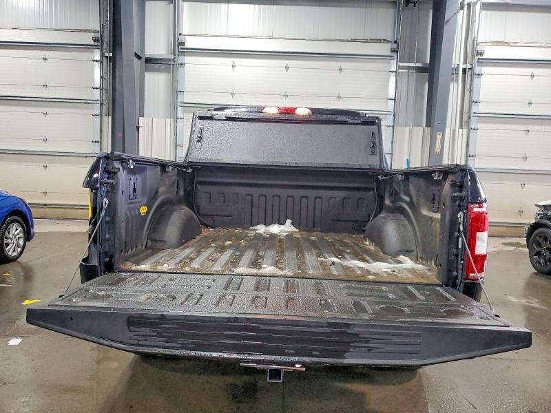 74208995 :رقم المزاد ، 1FTEW1EP1JFA75160 vin ، 2018 Ford F150 مزاد بيع