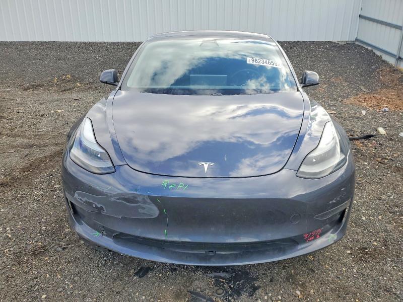 98234655 :رقم المزاد ، 5YJ3E1EA6MF075413 vin ، 2021 Tesla Model 3 مزاد بيع