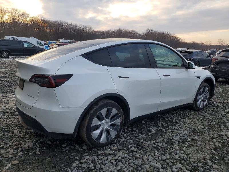 Продажа на аукционе авто 2022 Tesla Model Y, vin: 7SAYGDEE8NF308376, номер лота: 74145805